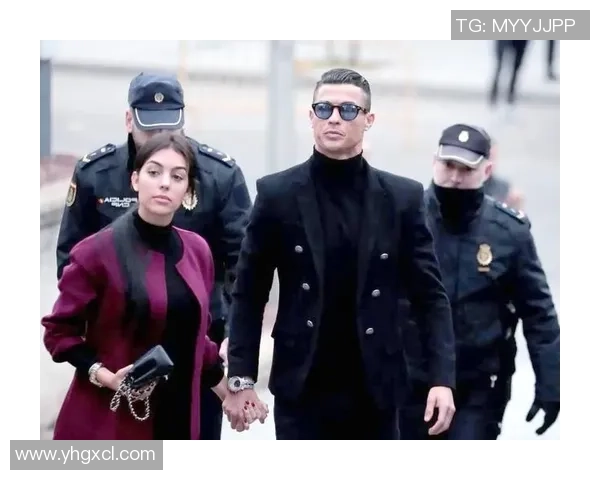 足球明星日常穿搭风格揭秘时尚潮流与个性选择的完美结合